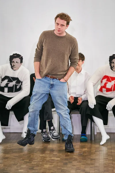 Look 36